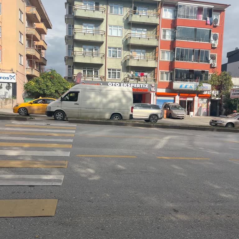 Durak İşaretine Rağmen Dolmuş Şoförünün Durmaması