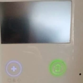 Vaat Edilen Yeni Sesli Komutlu Kablosuz Panel Gelmedi, Eski Model Ücret İstendi