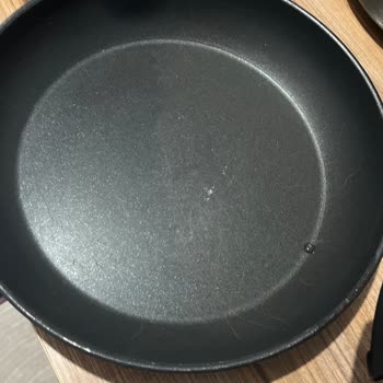 Karaca Granit Tencere Setinde Renk Atması Ve Kısa Ömür Şikayeti