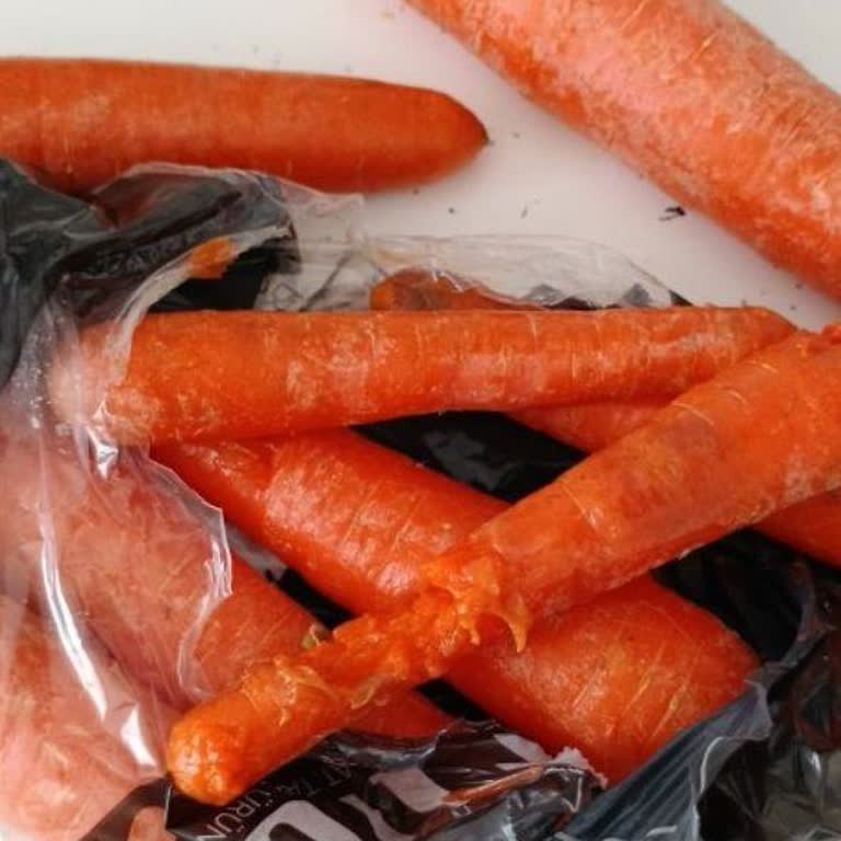 Migros Hemen'den Bozuk Havuçlar Şikâyeti