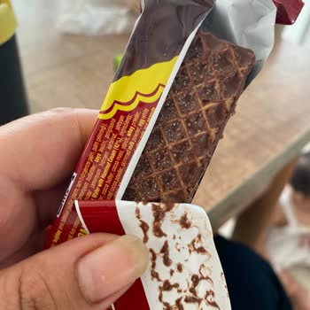 Ülker Çikolatalı Gofretten Beyaz Noktalar Sağlık Riski Ve Geri Çağrı Talebi