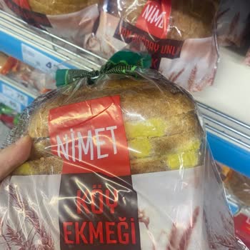 Aksaray Eskil A101 Şubesinde Küflü Ekmek Ve Süresi Geçmiş Ürünler Sağlık Riski