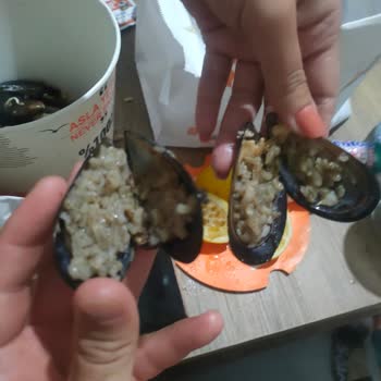 Midye Paketi Bozulmuş Ve Lapa Halde, İade Talebi