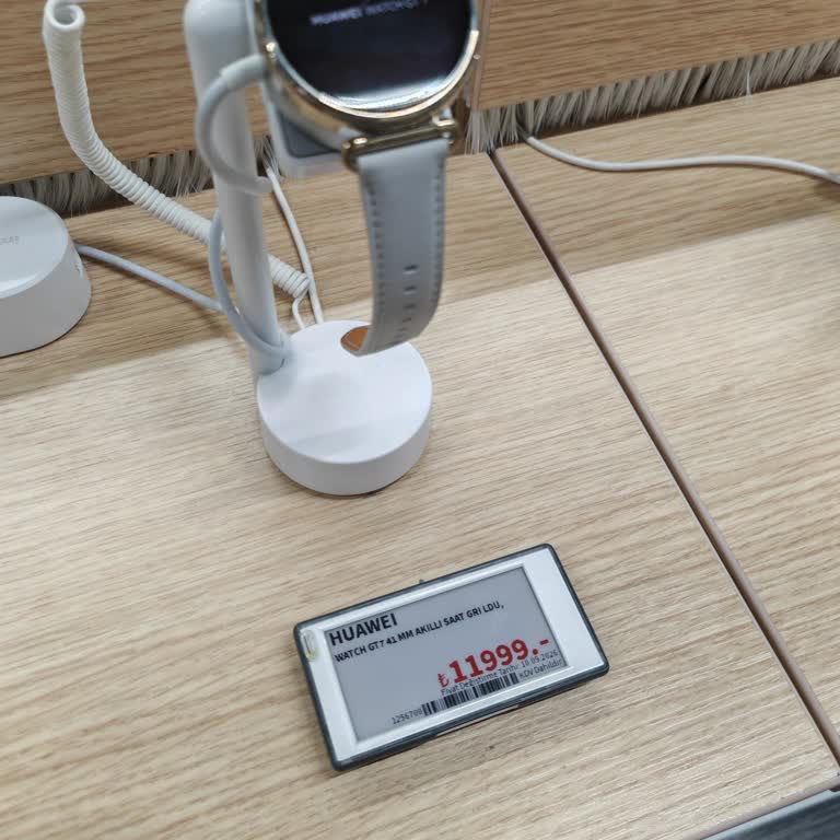 Etiket Fiyatı 11.999 TL Olan Huawei Saat İçin Satış Reddi Ve Fiyat Değişikliği