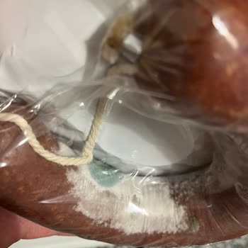 Açılmamış Sucukta Küf Ve Müşteri Hizmetlerinden Cevap Gelmemesi