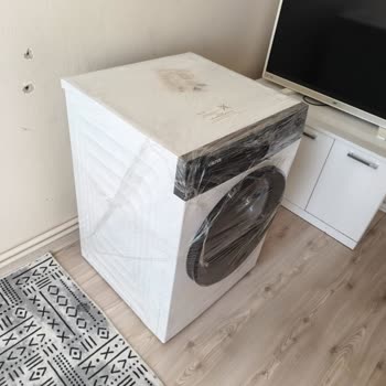 İzmir Mağazasında Çamaşır Makinesi Tesliminde Hasarlı Ve Barkodsuz Ürün Sorunu