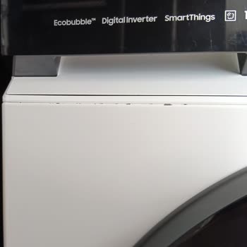 Samsung Eco Bubble Makinesinde Boya Dökülmesi Garanti Kapsamı Dışında