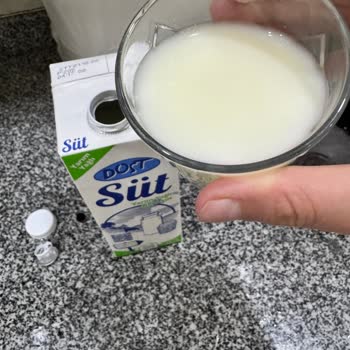 Iğdır Merkez BİM Şubesinde Bozulmuş Süt Satışı Sağlık Tehlikesi
