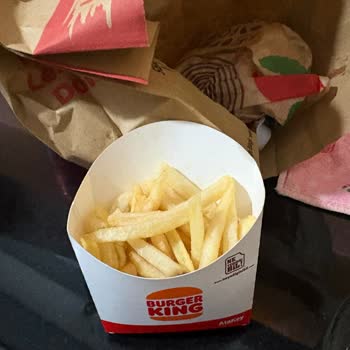Kova Patates Yerine Küçük Avuç Gönderilmesi Ve Canlı Destekte Görsel Reddi