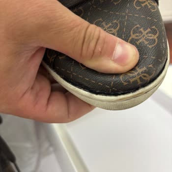 Guess Sneaker Ayakkabısında Açılma Sorunu Ve Ücret İadesi Talebi