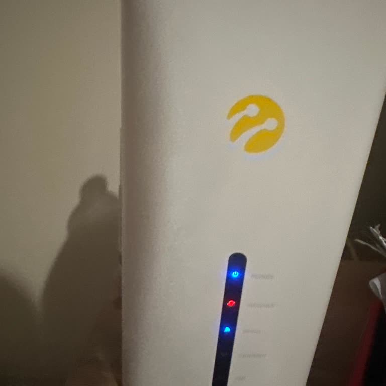 Superonline'da Sürekli İnternet Kesintileri Ve Çözüm Beklentisi