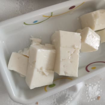 Mis Peynirde Üçüncü Kez Kalite Bozukluğu: Aşırı Yumuşak Kıvam Ve Acı Tat