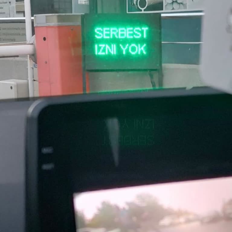 Otopark Girişi Bildirimsiz İptal Edildi, Düzenli Aidat Ödemeleri Hakkı İhlal Edildi