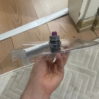 Parex Wondero Flat Mop Haznesindeki Şeffaf Aparat Deforme Oldu