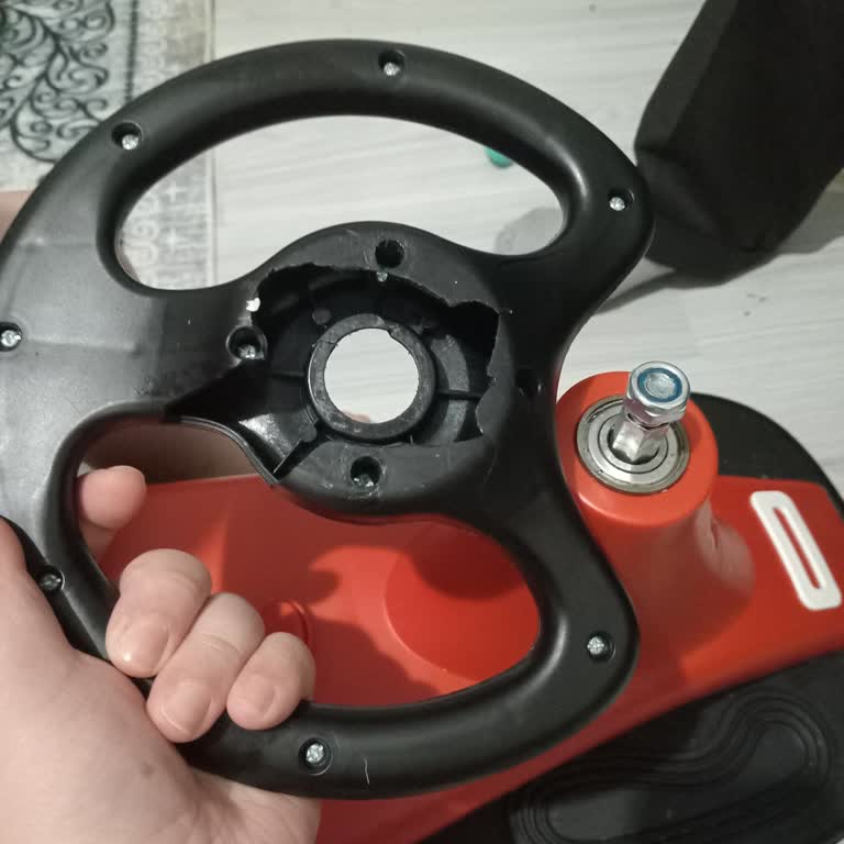 Royal Swing Car Direksiyonunun Kırılması Ve Yedek Parça Bulunamaması