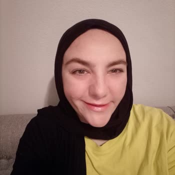 Güzelsin Güzellik Evi Yüzümün Şeklini Mahvetti