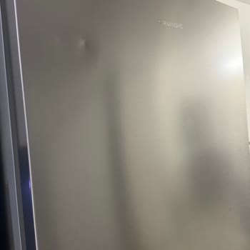 Kapak Göçüğü Nedeniyle Grundig Buzdolabının Ücretsiz Değişimi