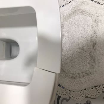 Seramiksan Klozet Kapağı Tekrar Kırıldı, Müşteri Hizmetlerinden Yanıt Gelmedi