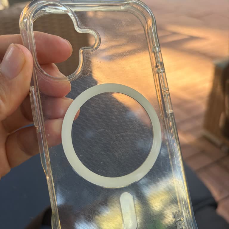 Garanti Kapsamı Reddedilen Sararan Telefon Kılıfı İçin Çözüm Talebi