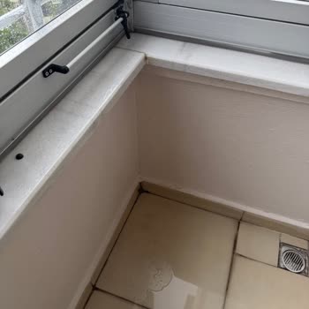 Şiddetli Yağmur Sonrası Balkonun Su Alması Ve Yetkisiz Delik Açılması