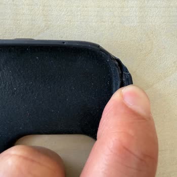 İPhone 16 Pro Max Kılıfları Hızlıca Deforme Oluyor Ve Tekrar Kırılıyor