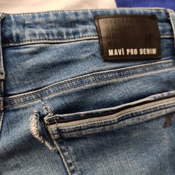 Mavi Jeans Tore After 6–7 Wears and Lost Color Too Quickly
