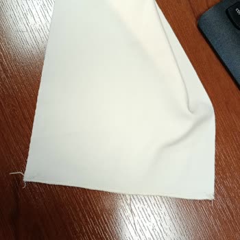 Sipariş Edilen Elbise Gelmedi, Gelen Ürün Kalitesiz Ve İletişim Yok