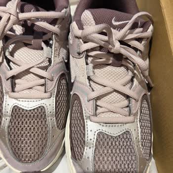 Deichmann’da Tek Kullanımda Açılan Nike Ayakkabısı - Üretim Hatası Reddedildi