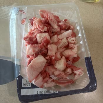 Migros'tan 250g Kuzu Kuşbaşı Siparişimde 168g Yağlı Kısmı Aldım
