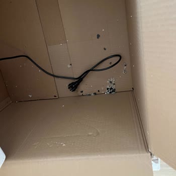 Fressi'den Gelen Kırık Fırın Ve DHL Kargo Şikayeti
