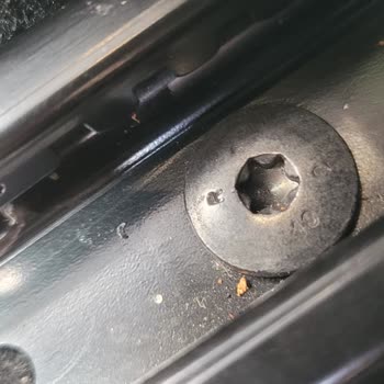 Renault Servisinde Güvenlik Açıkları Ve Tutarsız Bilgilendirme