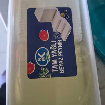 Migros'tan Alınan Sek Beyaz Peynirde Yarım Çıkma Ve Kalite Sorunu