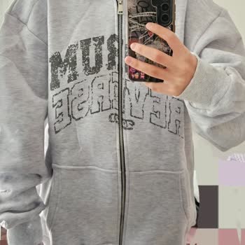 Hatalı Beden Ve Kalitesiz Sweatshirt İçin İade Sürecinin Yanıtsız Bırakılması