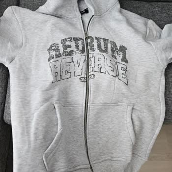 Hatalı Beden Ve Kalitesiz Sweatshirt İçin İade Sürecinin Yanıtsız Bırakılması