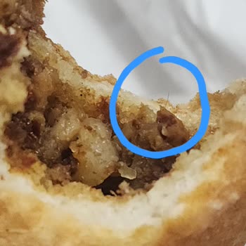 Trendyol Yemek Kokoreçte Kıl Çıktı, Kurye Notumu Görmezden Gelerek Kapıyı Yumrukladı