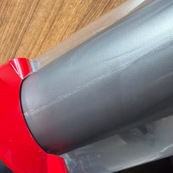 Servise Teslim Edilen Dyson Süpürge Geri Çizik Ve Deforme Şekilde Döndü, Onarım Reddedildi