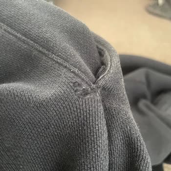 Adidas Eşofman Altı Hızlı Deliklenme Ve Renk Atması Sorunu