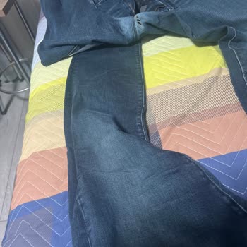 Mavi Mağazasında Kalitesiz Kot Pantolonlar Ve Değişim Talebinin Reddi