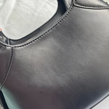 Kısa Sürede Deforme Olan Deri Çanta Ve Paslanan Metal Parçalar İçin İade Ve Değişim Talebi