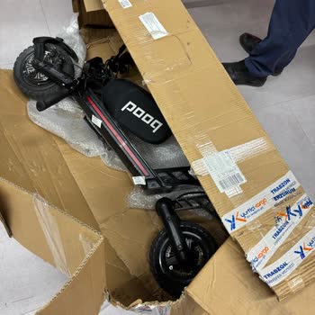 Media Markt'tan Servis Sonrası Scooter Hasarlı Ve Orijinal Kutu Olmadan Dönüyor
