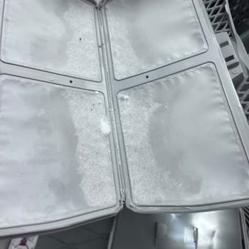 Aynı Seri Numaralı Kirli Ve Kullanılmış Kurutma Makinesi Verildi