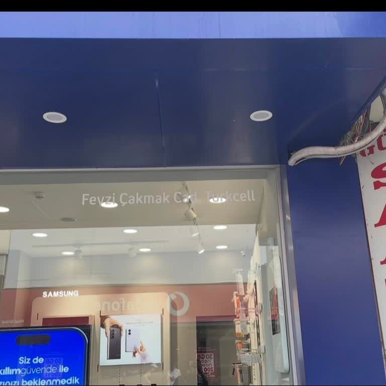 Turkcell Mağazasında Yardımsız Ve İlgisiz Tutum