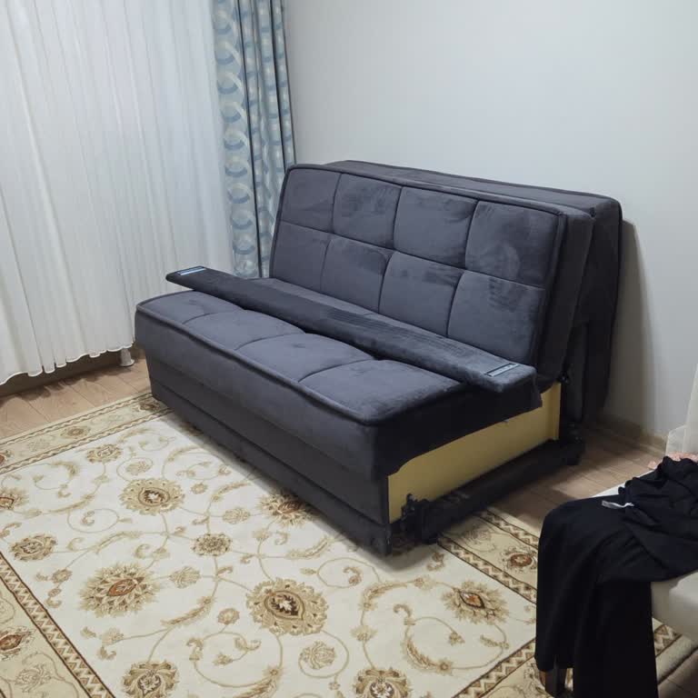 Horoz Lojistik'ten Gelen Kanepe Kollarının Eksik Teslimi Ve Bilgi Eksikliği