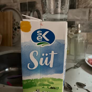 Sek Sütü Bozulmuş: Su Gibi Kıvam Ve Rahatsız Edici Koku