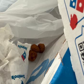 Domino’s Siparişinde Pizza İçeriği Eksik Ve Çıtır Tavuk Paketi Hasarlı