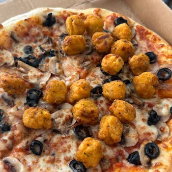 Domino’s Siparişinde Pizza İçeriği Eksik Ve Çıtır Tavuk Paketi Hasarlı