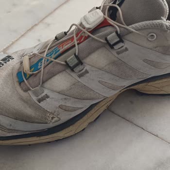 Salomon Xt-4 Sneaker'da 5 Ay İçinde Yırtılma Ve Garanti Reddi