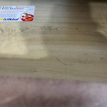 İstikbal İzmir Kısık Şubesinde Kırık Baza Aleti Nedeniyle Köşe Takımı Değişimi Talebi