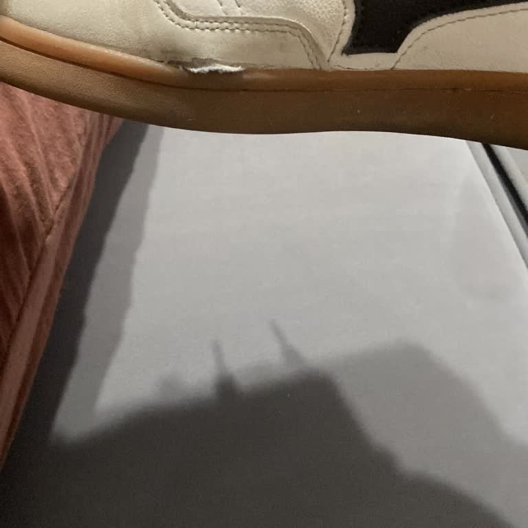 Pull & Bear Beylikdüzü Ayakkabısının 5 Ayda Yırtılması Ve Garanti Talebi