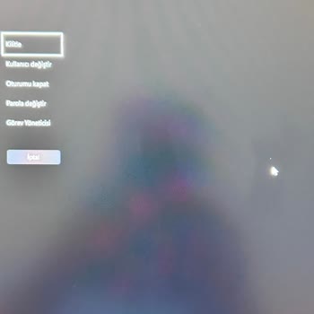 Ekran Piksel Hatası Olan HP Omen Laptop İçin Tekramarket Ve İdefix'ten Değişim Talebi
